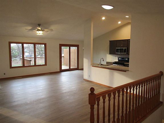 2nd image of 1260 N Crest Dr #39A