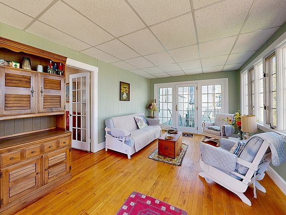 5th image of 20 Baldwinville Rd