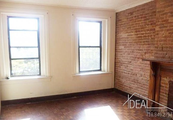 2nd image of 227 Dekalb Ave