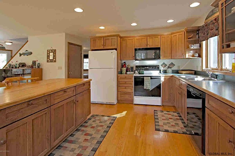 4th image of 89 Moose Ridge Drive