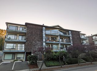 3107 W Commodore Way #104, Seattle, WA 98199