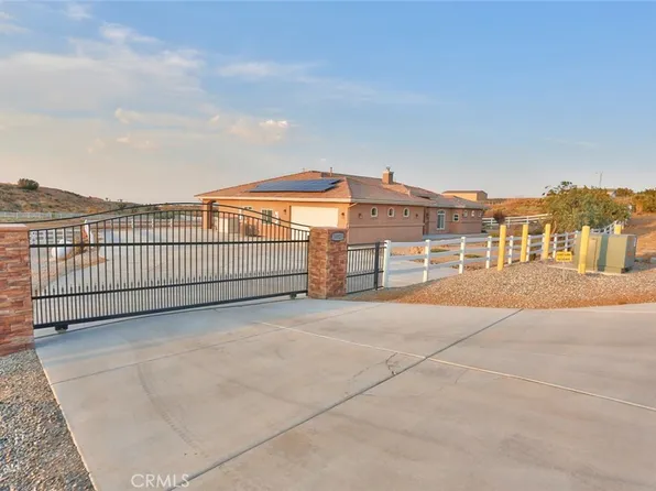 10020 Cedar St, Oak Hills, CA 92344