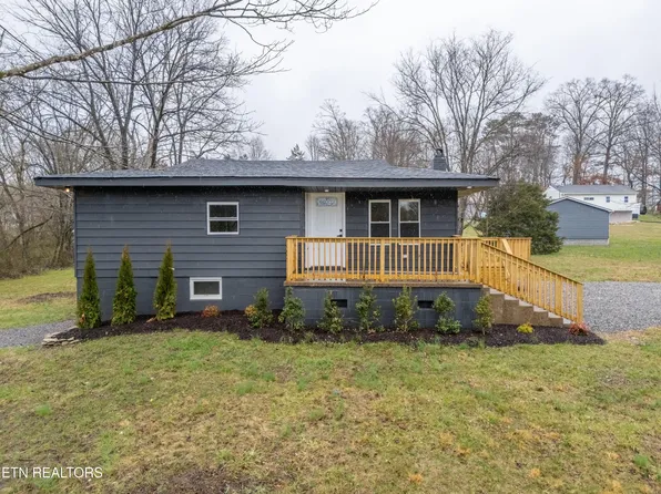 618 Catawba Ave, Clinton, TN 37716