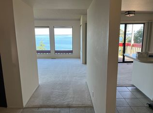 223 N State St APT 3, Bellingham, WA 98225