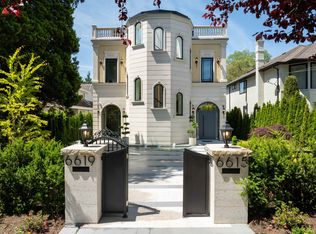 6615 Balsam St, Vancouver, BC V6P5W8