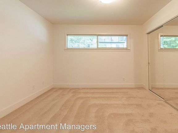 5th image of 3045 81st Pl SE Unit 8