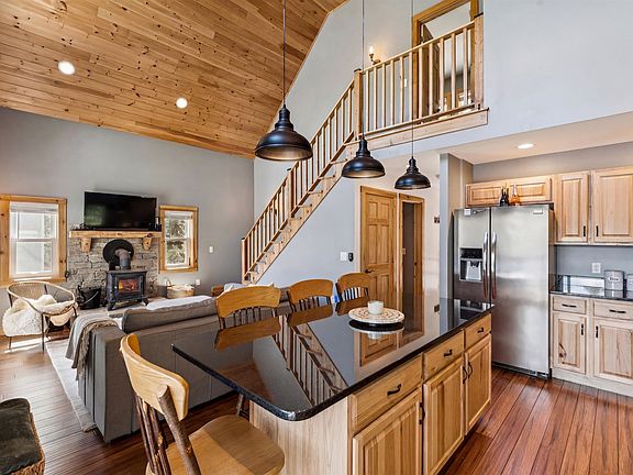 5th image of 126 Cove Road