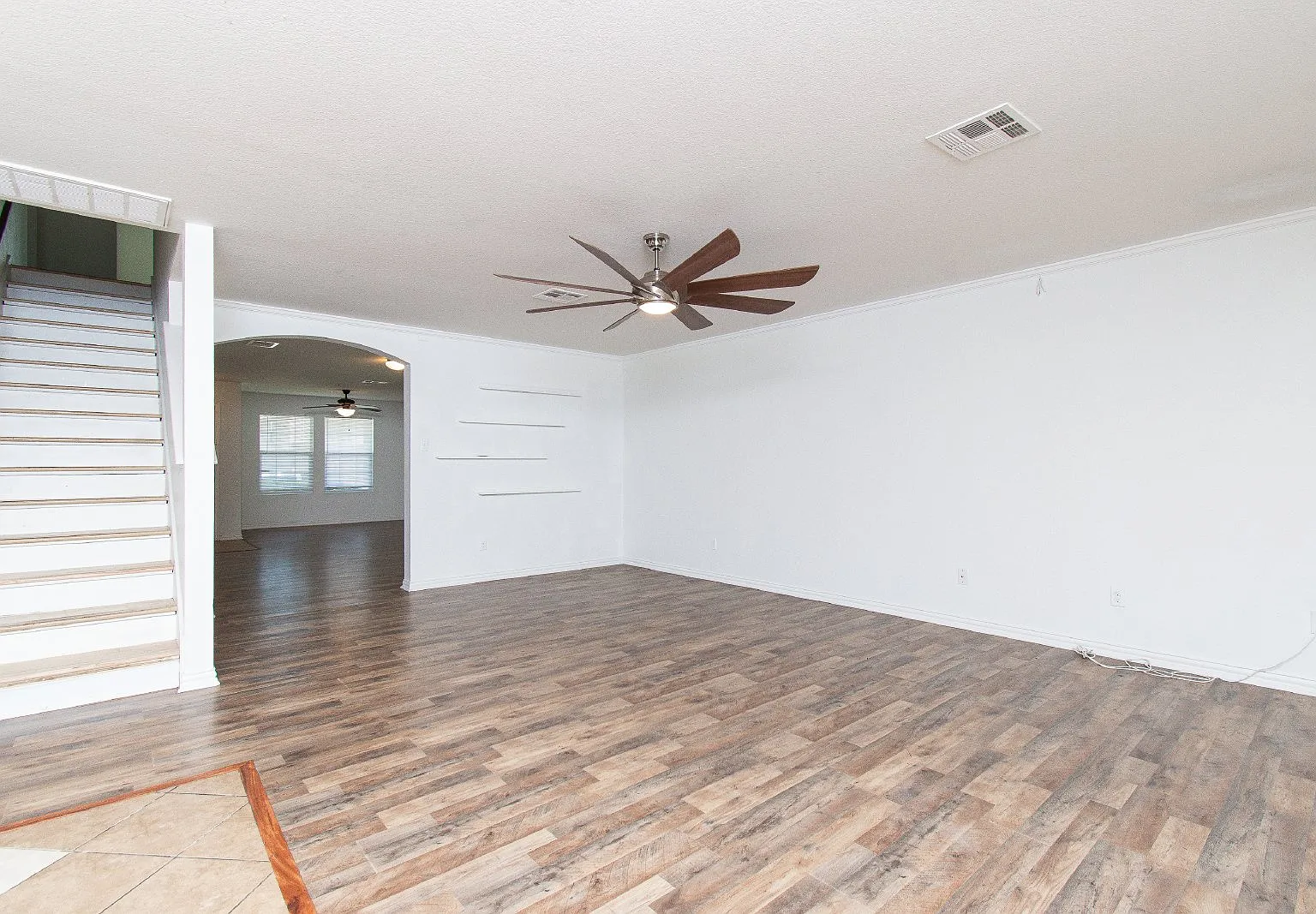 4 bed, 3.0 bath, 2652 sqft, $1,700 — Photo 4