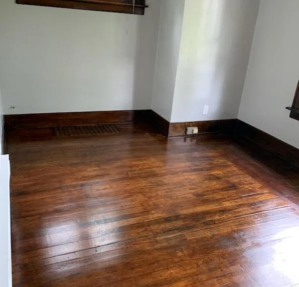 1002 S Michigan Ave #B — Photo 6