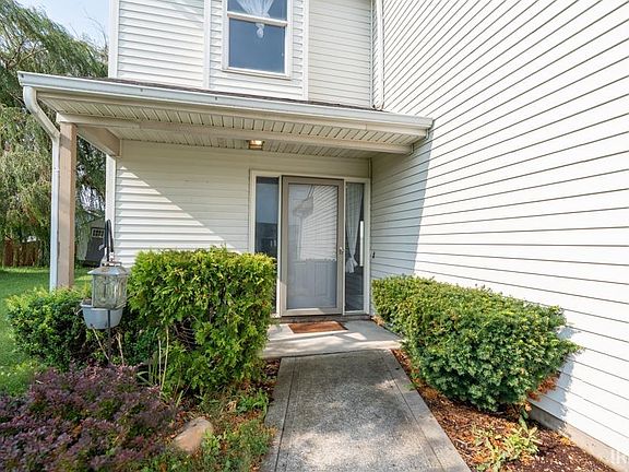 2nd image of 516 Briarfield Dr