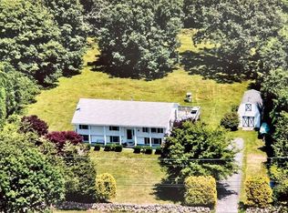 702 Horseneck Rd, Westport, MA 02790