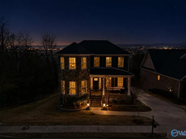 2821 Talon Cir NE, Huntsville, AL 35811