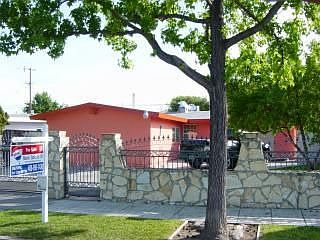 1st image of 1864 Sumatra Ave