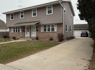9221 W Morgan Ave #9221, Milwaukee, WI 53228