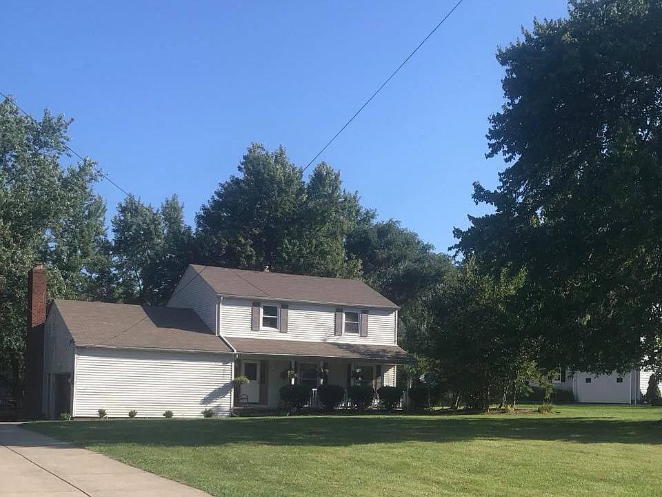 1st image of 7538 Apple Blossom Ln