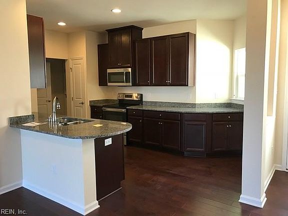 3rd image of 317 Mershon Way