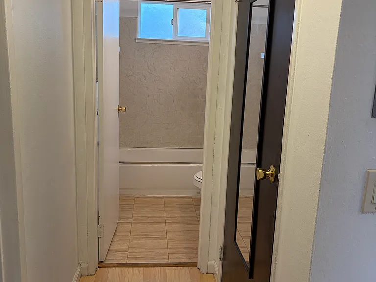 301 Laurel Way #2 — Photo 7