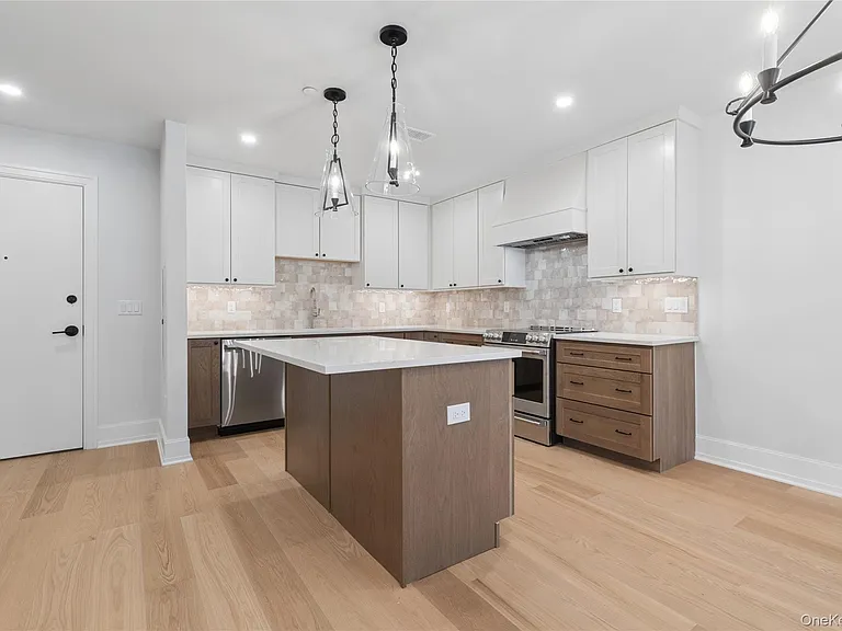 25 S Riverside Ave #207 — Photo 7