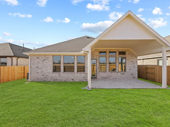 128 Alder Wood Terrace Ct, Willis, TX 77318