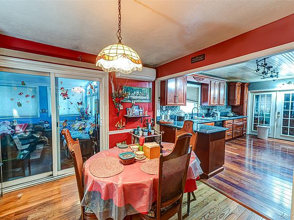 4th image of 2316 Harrison Avenue