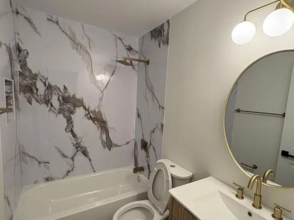 5th image of 18 Brookview Dr