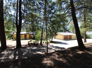 8775 N Applegate Rd, Grants Pass, OR 97527