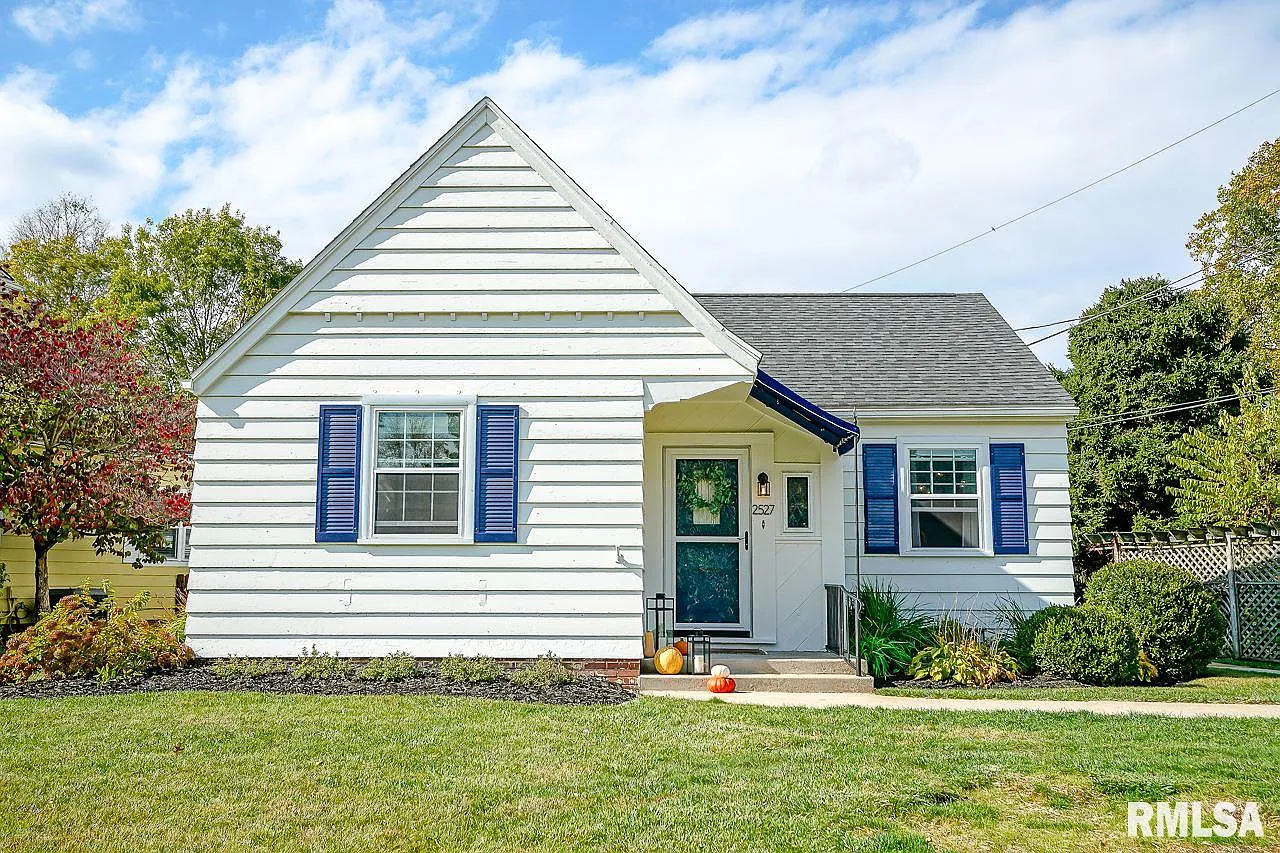2527 W Moss Ave photo 1