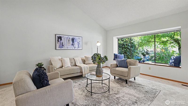 5th image of 15822 SE 167th Place