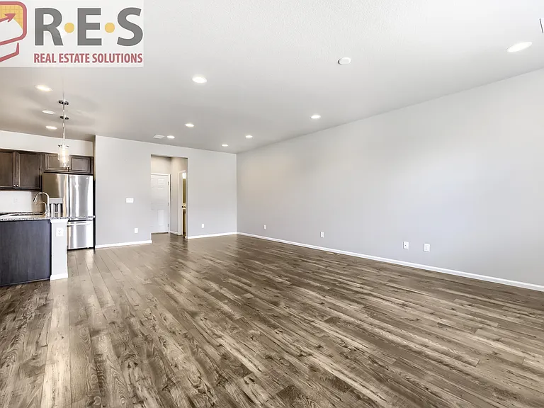 18950 E 65th Ave — Photo 12