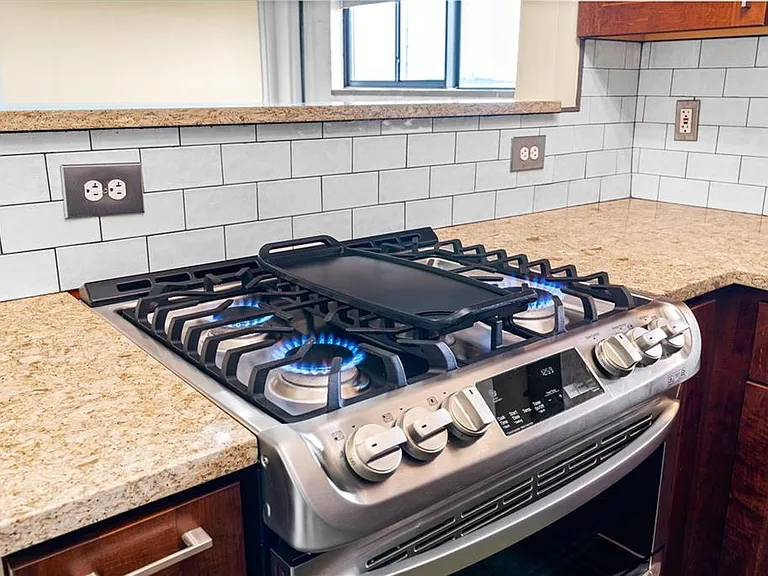426 Marietta St NW #406 — Photo 18