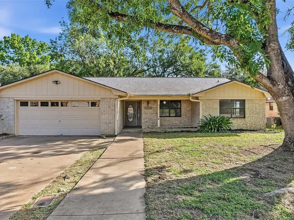 1307 Allison St, Brenham, TX 77833