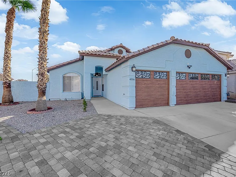 4016 Angel Face St — Photo 3