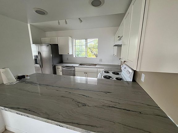 4th image of 74-5049 Malia Pl Suite 2A
