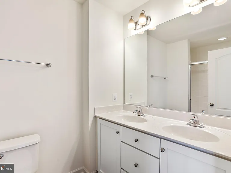 18 Clifton Mnr — Photo 20