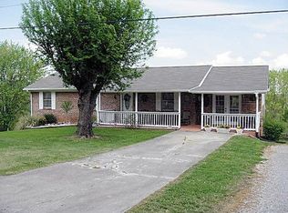 4221 Witt Acres Cir, Morristown, TN 37813