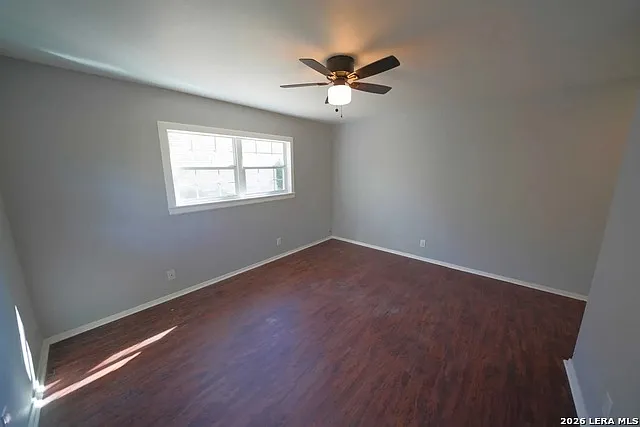 323 Stockton Dr — Photo 19