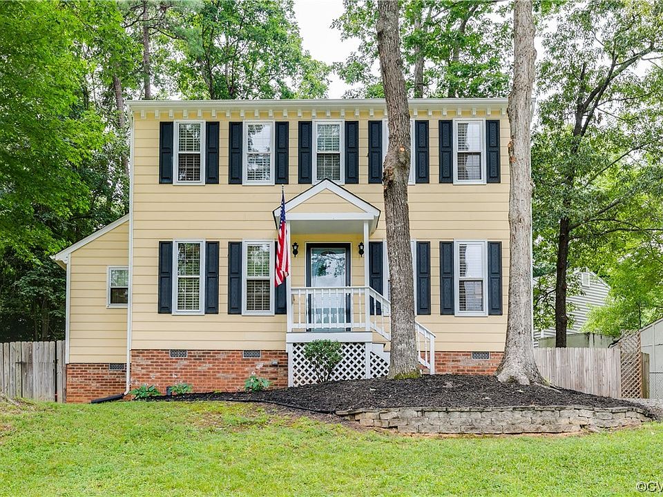 1st image of 1504 King Charles Ct