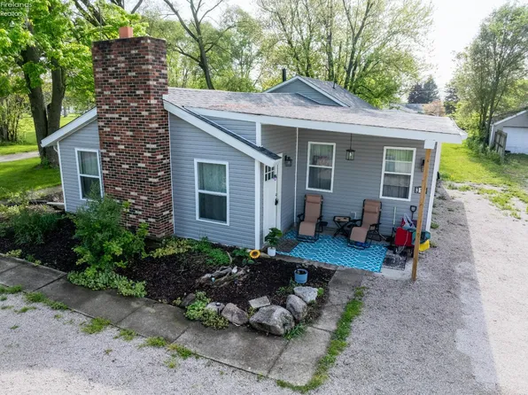 311 Monroe St, Bettsville, OH 44815