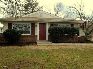 109 W Church Rd, Sterling, VA 20164