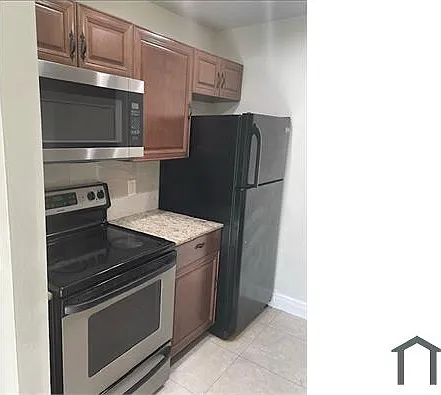2 bed, $2,080 — Photo 2