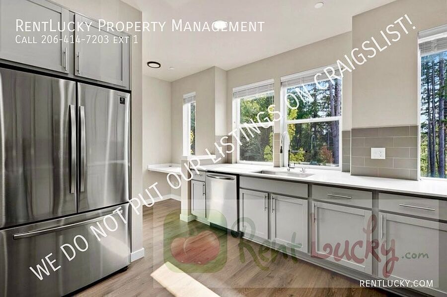 1st image of 13717 Admiralty Way #F