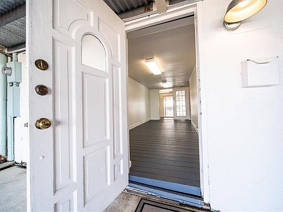 3rd image of 7932 Breakwater Dr #54