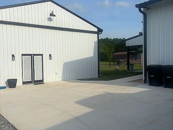 Shop and rec room entrance 