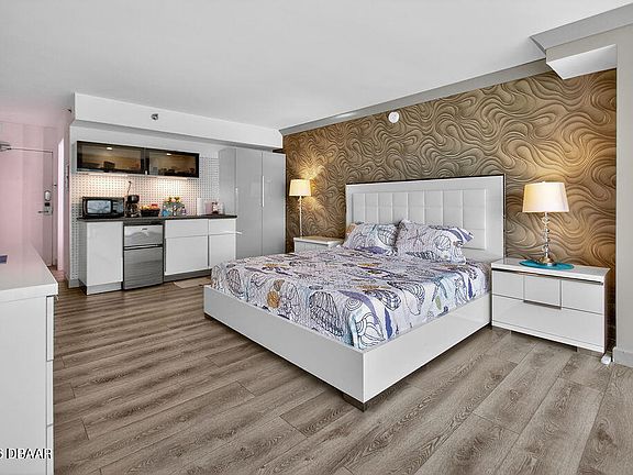 2nd image of 1909 S Atlantic Ave #505 & 506