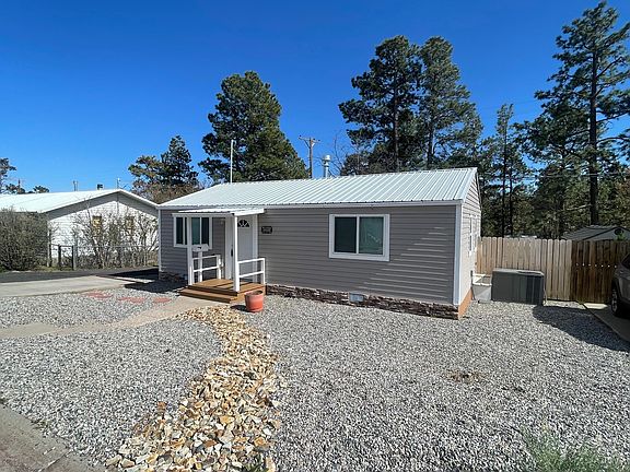 4th image of 3527 Pueblo Dr