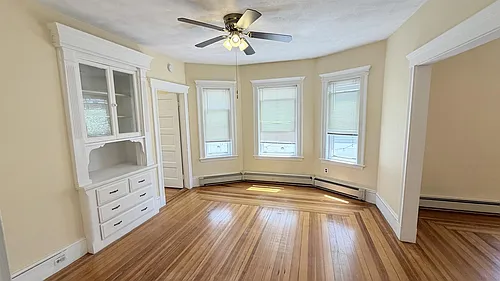 120 Willis Ave Photo 1