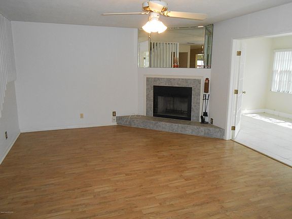 3rd image of 3559 Sandpiper Ln