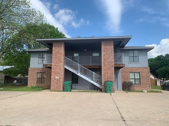 1st image of 355 W Oak St #B