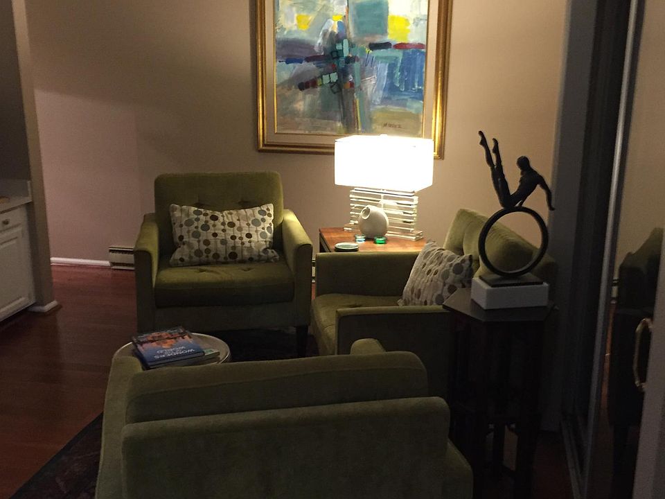 1st image of 7241 N Lakeside Ct #21
