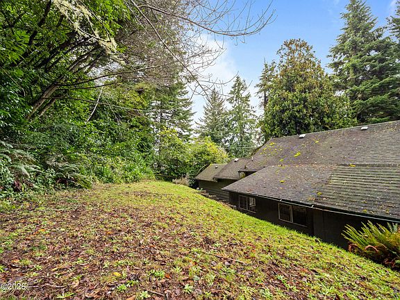 29th image of this home